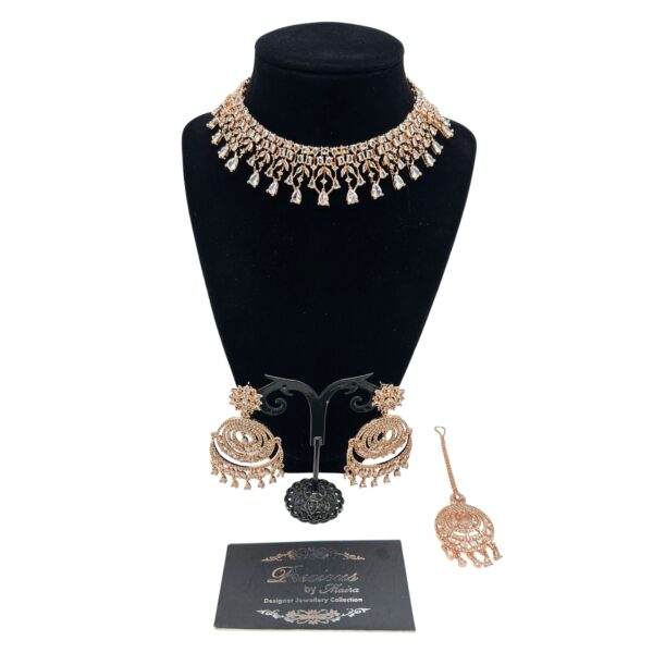 Delicately Designed Jewelry Set rose gold