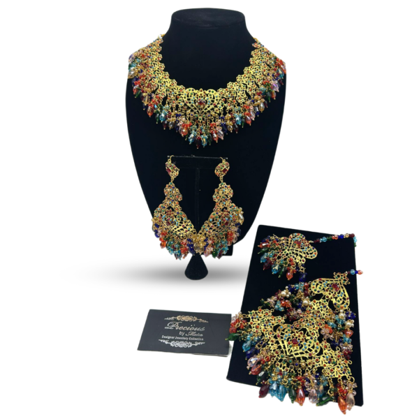 Delicately handcrafted multi set with classic traditional jhoomer